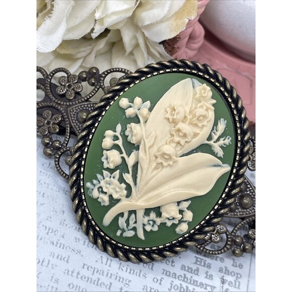 Lily Valley Green Victorian Flower Cameo Wedding Pin Hair Clip Jewelry Comb - Picture 4 of 10